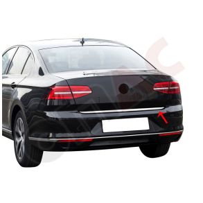 BAGKLAPS KANTLISTE RUSTFRI - VW Passat B8 Sedan rg. 2015-2023