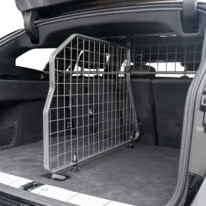 Opdeler til hundegitter - Travall Divider - BMW 5-serie �rg. 2024->